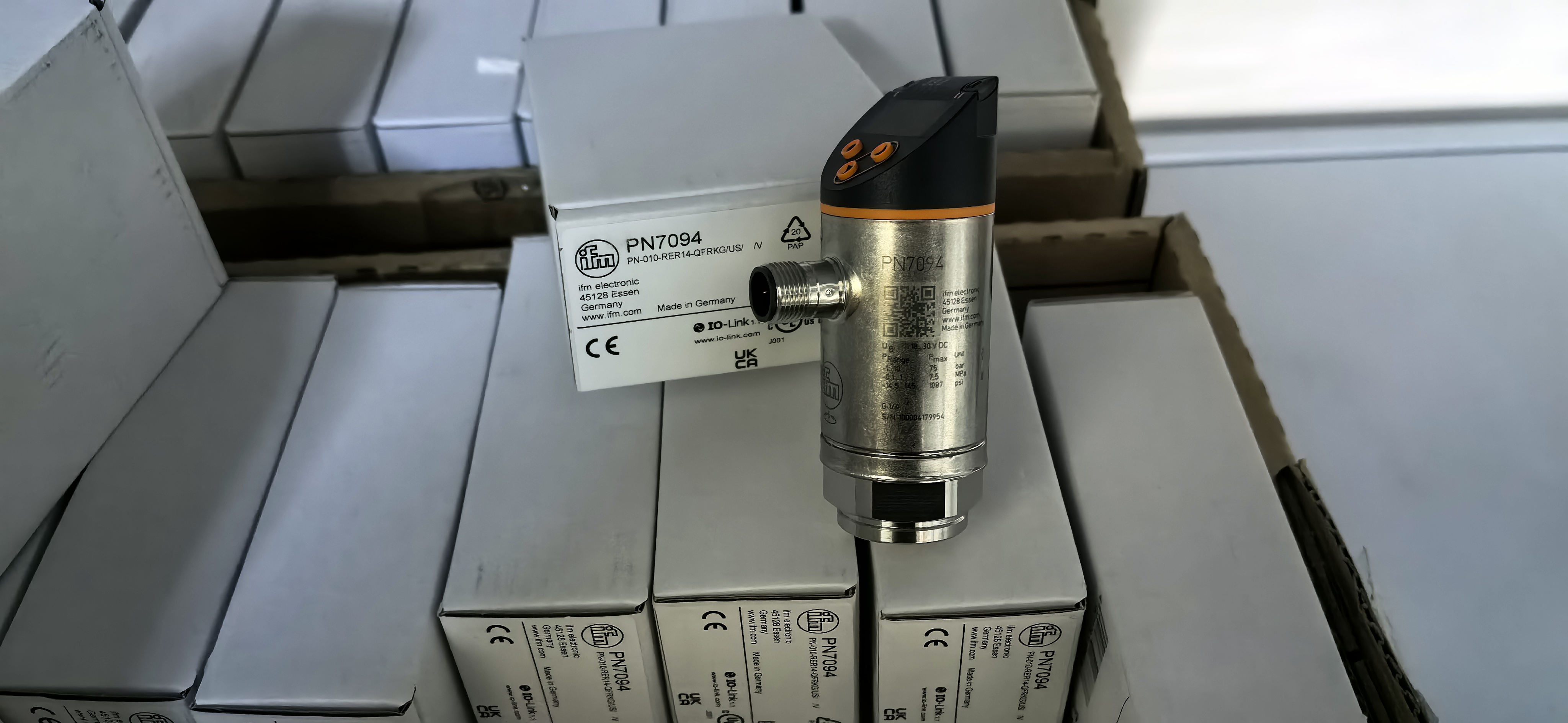IFM PN7094  Is a Pressure Sens - Woodworking Terms 리뷰 및 가격